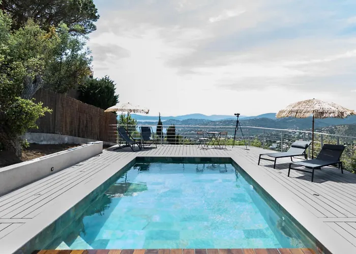 Splendid With Swimming Pool & Sea View Saint-Peïre-sur-Mer