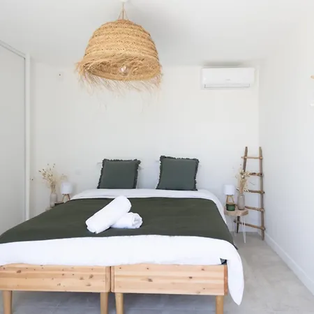 بيت للعطل Splendid With Swimming Pool & Sea View Saint-Peïre-sur-Mer